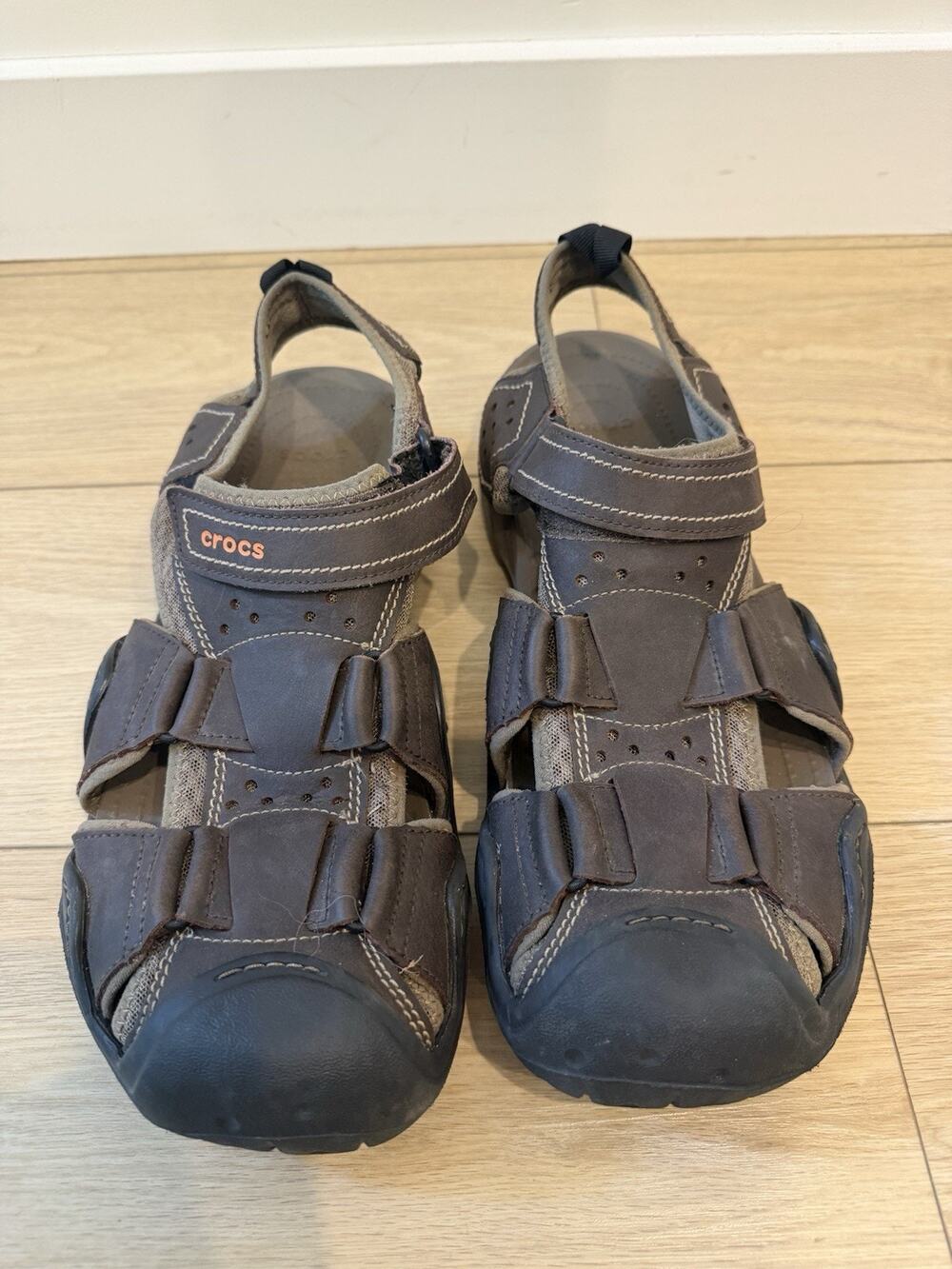 Crocs Men’s Suede Sport Sandals Brown/Black Hook & Loop Ankle Strap US 13